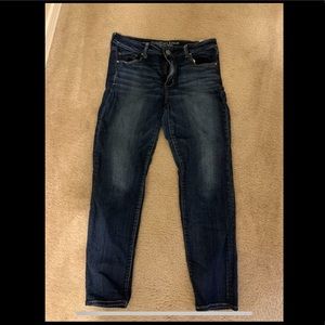 American Eagle skinny jeans